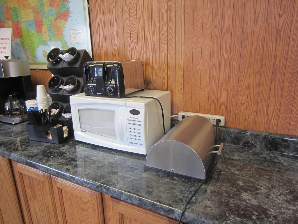 Cloud 9 Motel Sioux Falls Bagian luar foto